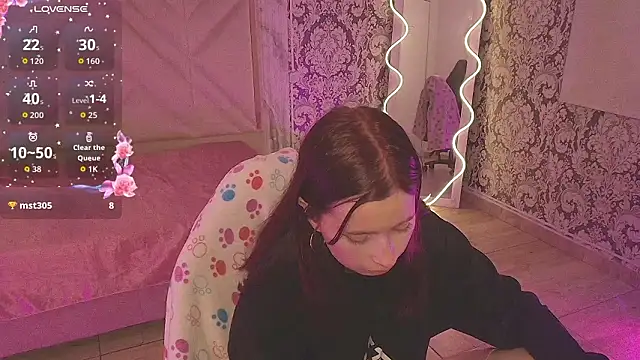 KATANA TAY online show from 1, 2, 2026