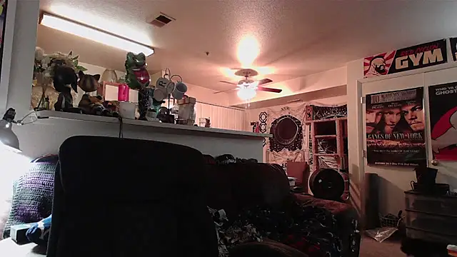 biggerisbetter12 online show from 2, 3, 2026