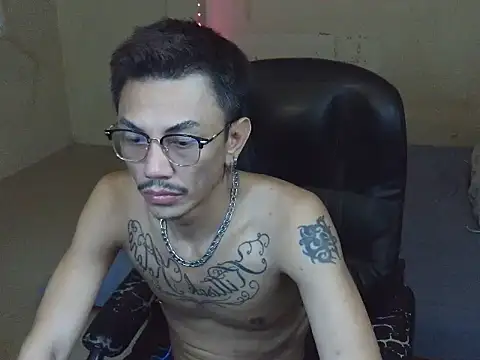 Snapshot of Jackblack203425 chatting on 19, 11, 2025 Jackblack203425 online show from 19, 11, 2025