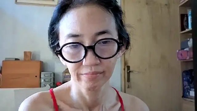 princessD077 online show from 10, 5, 2026