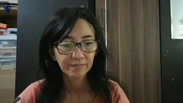 Snapshot of princessD077 chatting on 9, 7, 2026 princessD077 online show from 9, 7, 2026