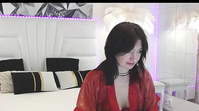 Snapshot of AfroditaNyxx chatting on 18, 10, 2025 AfroditaNyxx online show from 18, 10, 2025
