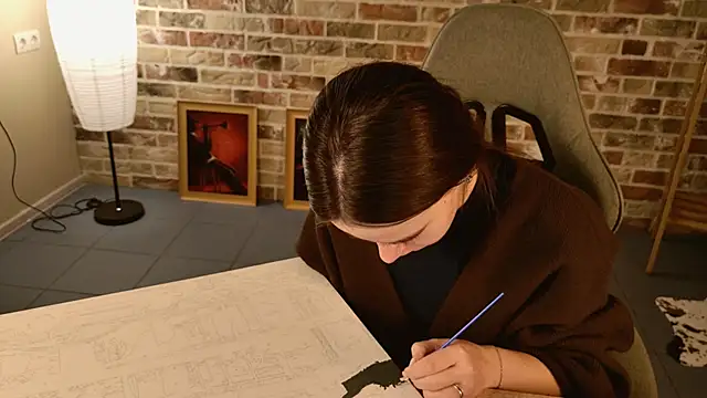 May Bloom online show from 16, 12, 2025