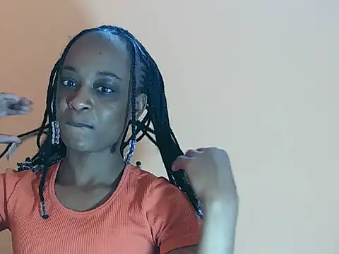 Snapshot of Mamecamila07 chatting on 17, 10, 2025 Mamecamila07 online show from 17, 10, 2025