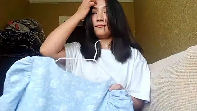 Snapshot of LinneaHyles chatting on 30, 10, 2025 LinneaHyles online show from 30, 10, 2025