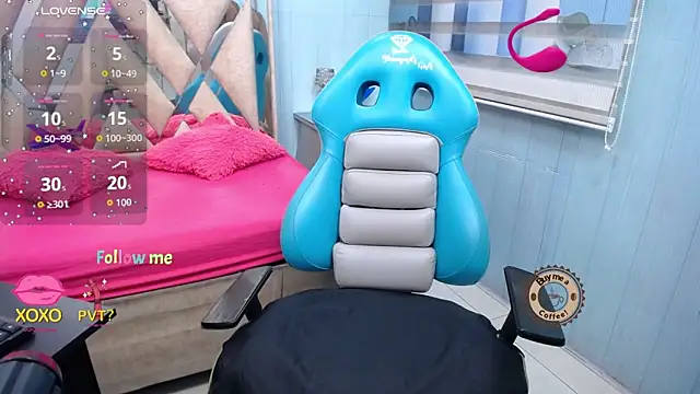 Snapshot of micaela_naugthy chatting on 28, 10, 2025 micaela naugthy online show from 28, 10, 2025