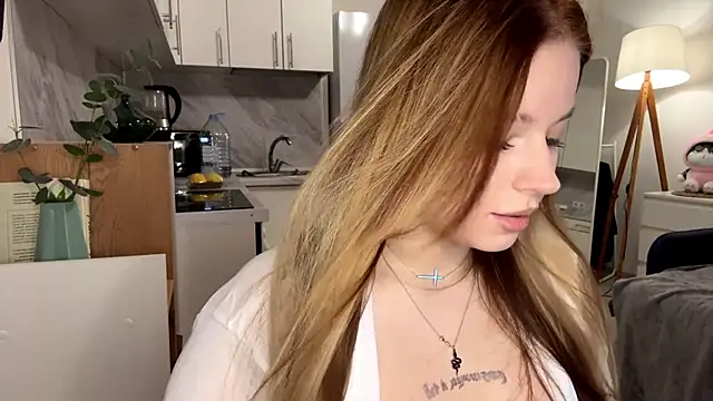 Snapshot of Babymoney_2007 chatting on 2, 12, 2025 Babymoney 2007 online show from 2, 12, 2025