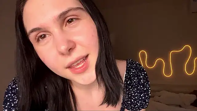 MyraLitterers online show from 4, 3, 2026