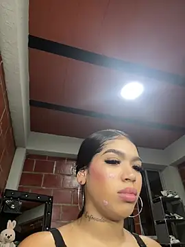 tifanymonroe online show from 21, 4, 2026