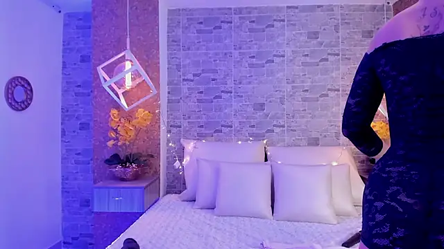 Catalina-Thompson online show from 14, 11, 2025