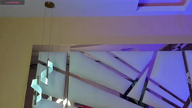 Catalina-Thompson online show from 18, 4, 2026