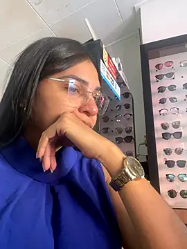 Snapshot of belaamor chatting on 18, 10, 2025 belaamor online show from 18, 10, 2025