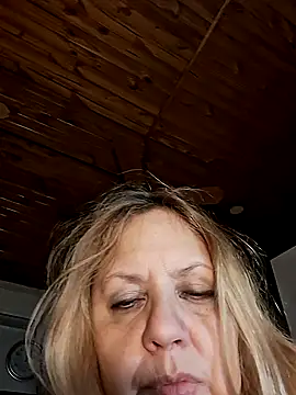Snapshot of JennyInVegas chatting on 24, 6, 2026 JennyInVegas online show from 24, 6, 2026
