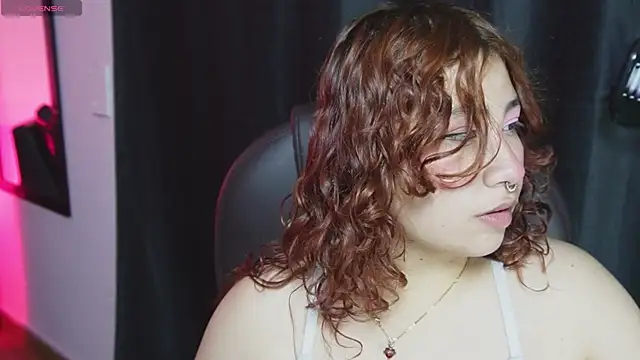 littlee red online show from 17, 4, 2026