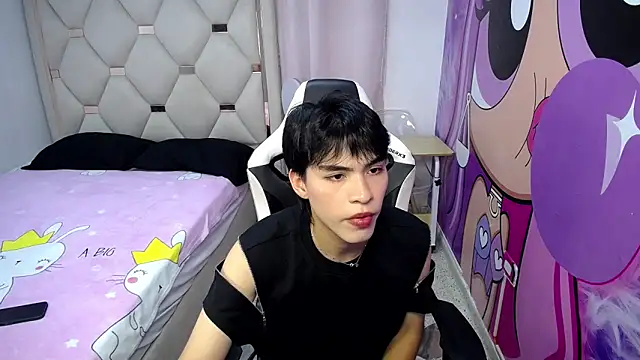 Snapshot of hyun_jin_ chatting on 19, 10, 2025 hyun jin online show from 19, 10, 2025