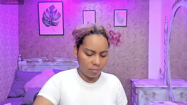 Snapshot of Sofia_clk chatting on 25, 6, 2026 Sofia clk online show from 25, 6, 2026