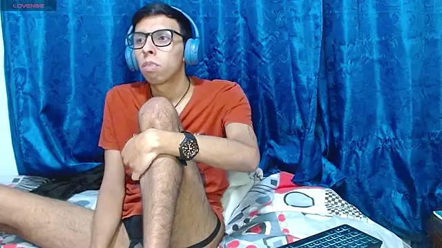 DavTwink3100 online show from 1, 4, 2026