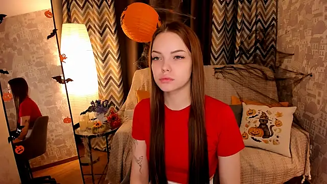 MelissaBell  online show from 2, 11, 2025