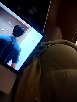 Casal em chamas online show from 17, 1, 2026