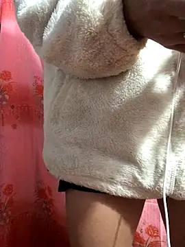 Kylie beem online show from 15, 12, 2025