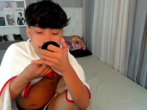 Snapshot of hardcocktwink chatting on 5, 1, 2026 hardcocktwink online show from 5, 1, 2026