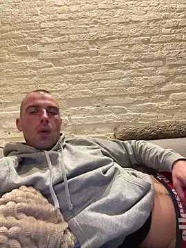 Rotteei1 online show from 19, 10, 2025