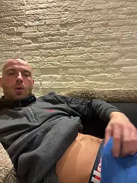 Snapshot of Rotteei1 chatting on 11, 2, 2026 Rotteei1 online show from 11, 2, 2026