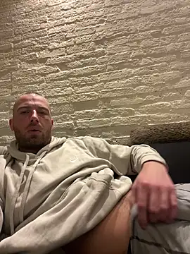 Snapshot of Rotteei1 chatting on 15, 2, 2026 Rotteei1 online show from 15, 2, 2026