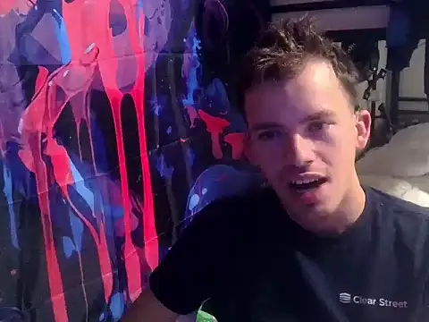 Snapshot of oraharoncohen chatting on 22, 11, 2025 oraharoncohen online show from 22, 11, 2025