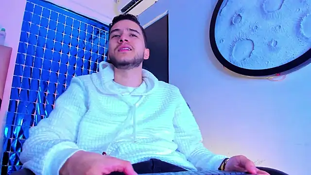 mike 257 online show from 12, 3, 2026