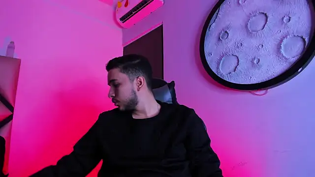 mike 257 online show from 19, 3, 2026