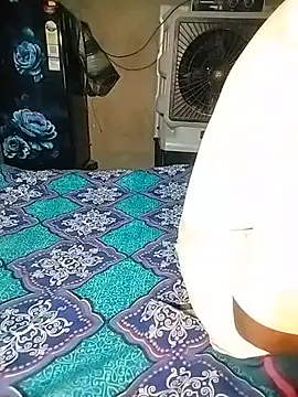 Hot cauple indian online show from 8, 6, 2026
