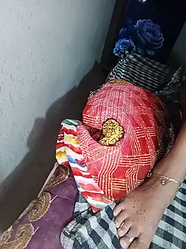 Hot cauple indian online show from 1, 8, 2026
