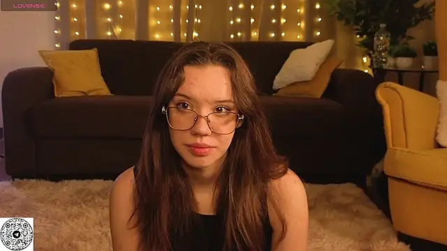 FabiolaCowing online show from 1, 11, 2025