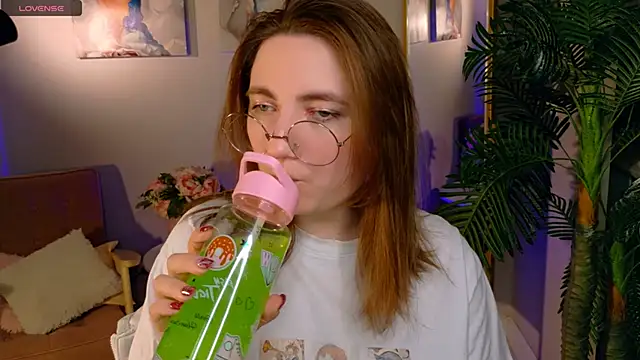 Snapshot of fairy_tara chatting on 16, 1, 2026 fairy tara online show from 16, 1, 2026