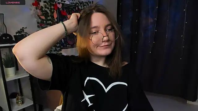 Snapshot of fairy_tara chatting on 21, 2, 2026 fairy tara online show from 21, 2, 2026