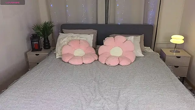 Snapshot of crisp1n chatting on 11, 2, 2026 crisp1n online show from 11, 2, 2026