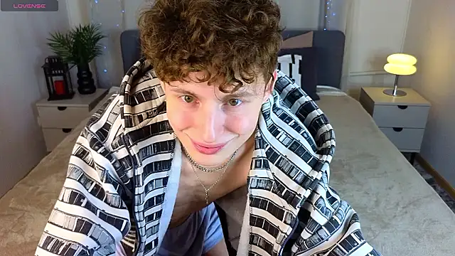 Snapshot of crisp1n chatting on 18, 2, 2026 crisp1n online show from 18, 2, 2026