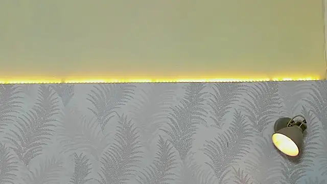 elissaWhite online show from 5, 4, 2026