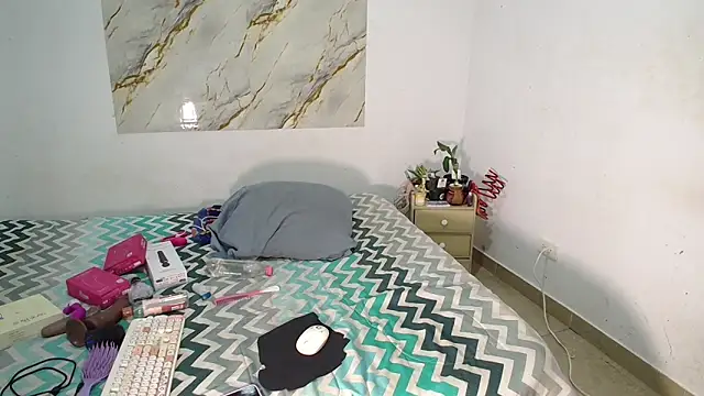 mia chanel104 online show from 2, 4, 2026