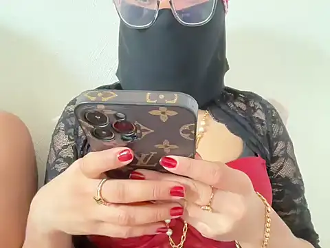 Snapshot of manesa1 chatting on 14, 1, 2026 manesa1 online show from 14, 1, 2026