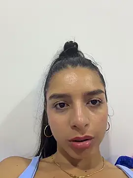 Snapshot of violeta365 chatting on 20, 5, 2026 violeta365 online show from 20, 5, 2026
