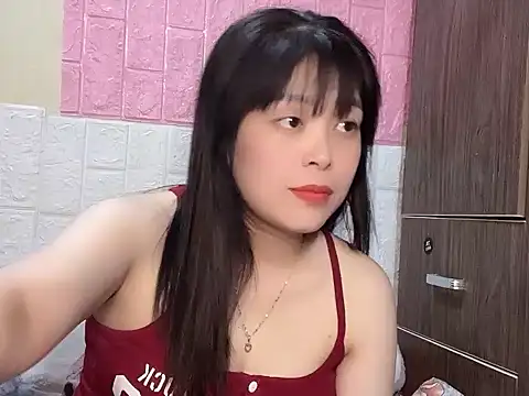 Snapshot of Butterfly_kee chatting on 2, 12, 2025 Butterfly kee online show from 2, 12, 2025