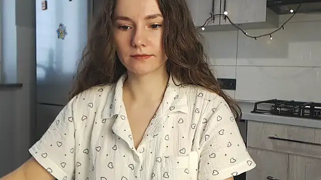 Snapshot of MilenaRossa chatting on 28, 10, 2025 MilenaRossa online show from 28, 10, 2025