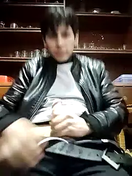 Carriata larry online show from 5, 11, 2025