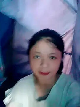 Snapshot of lisa-bae00 chatting on 28, 10, 2025 lisa-bae00 online show from 28, 10, 2025