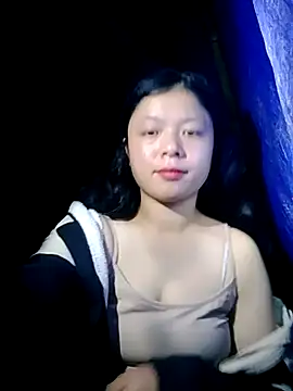 Snapshot of lisa-bae00 chatting on 4, 11, 2025 lisa-bae00 online show from 4, 11, 2025