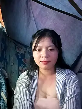 Snapshot of lisa-bae00 chatting on 13, 11, 2025 lisa-bae00 online show from 13, 11, 2025