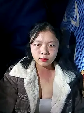 Snapshot of lisa-bae00 chatting on 15, 11, 2025 lisa-bae00 online show from 15, 11, 2025