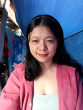 Snapshot of lisa-bae00 chatting on 23, 11, 2025 lisa-bae00 online show from 23, 11, 2025